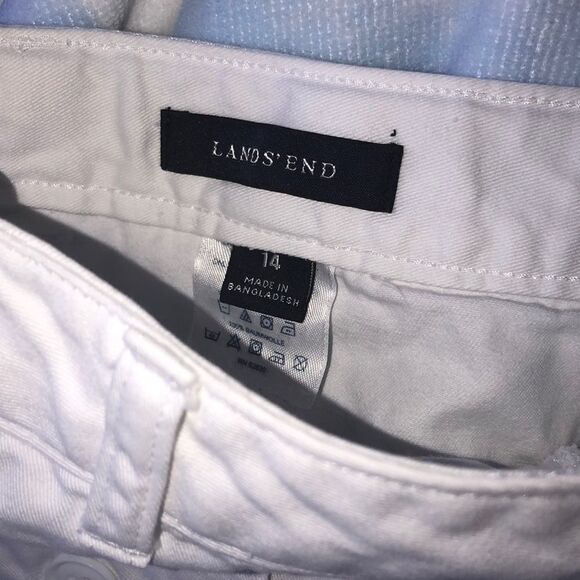 GIRLS size 14 white Lands End shorts - Picture 2 of 5